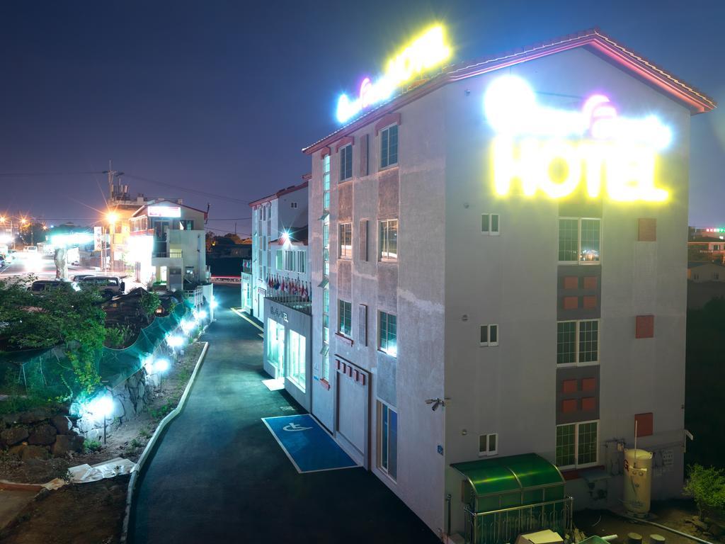 Jeju Ocean Family Hotel Esterno foto